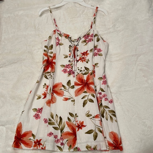 Style Rack LA floral sundress - Picture 2 of 4